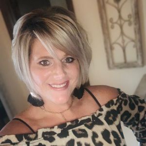 Meet your Posher, Karmen